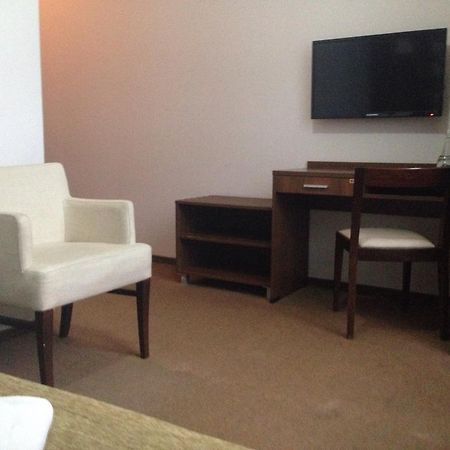 Willa Strzelnica Hotel Косцежина Екстериор снимка